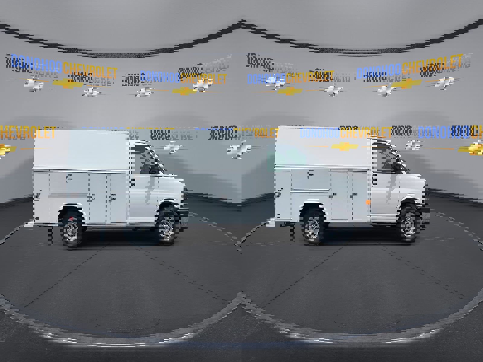 New 2025 Chevrolet Express 3500 w/ Power Convenience Package image 12