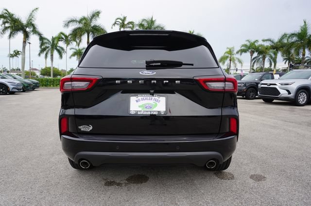 Certified 2023 Ford Escape ST-Line w/ Tech Pack #1 FWD image 35