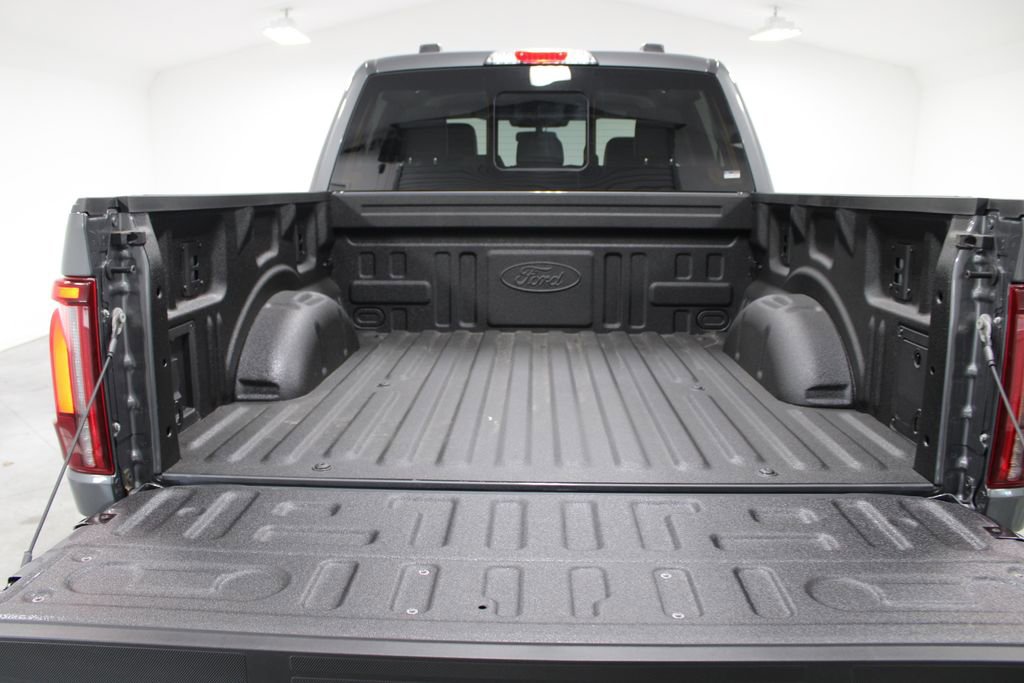 New 2025 Ford F150 Lariat w/ Equipment Group 501A Mid image 18