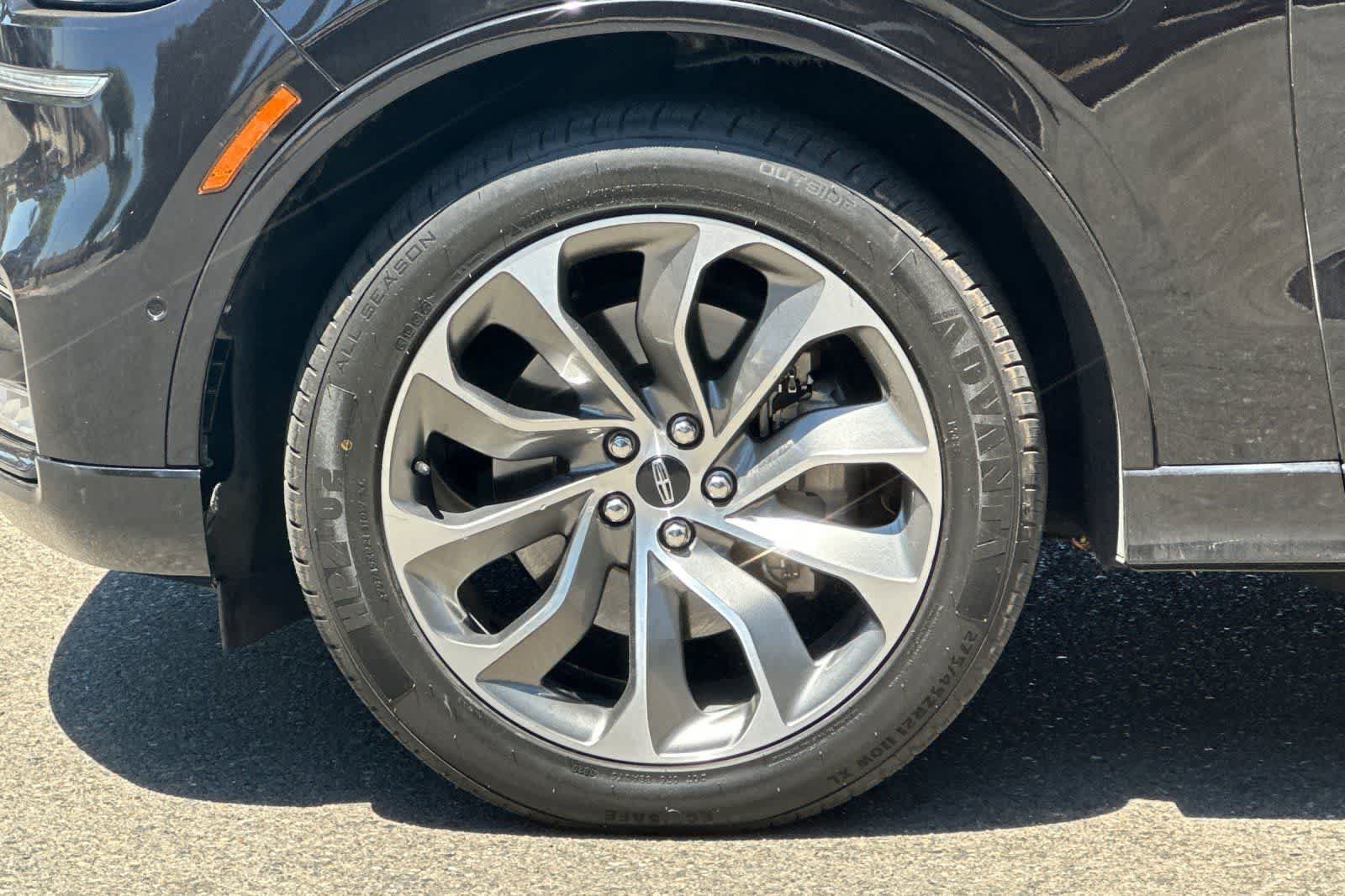 Used 2022 Lincoln Aviator Grand Touring w/ Class IV Trailer Tow Package AWD/4WD image 37