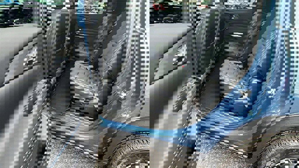 New 2026 Chevrolet Traverse LT w/ Sun and Wheel Package image 18