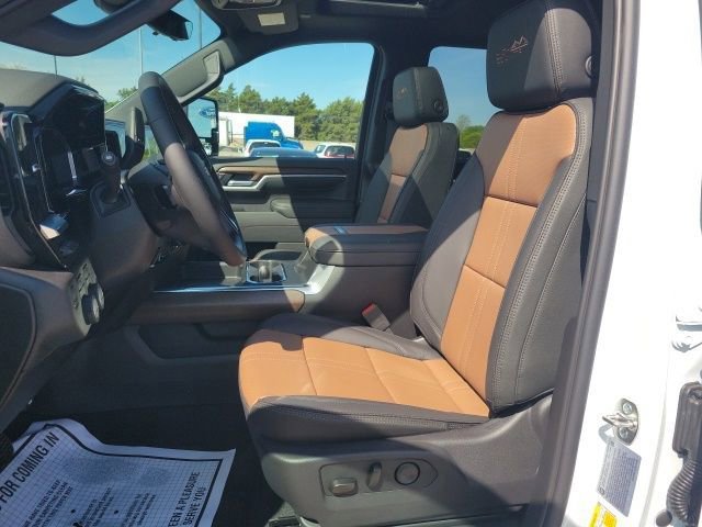 New 2026 Chevrolet Silverado 2500 High Country w/ High Country Premium Package AWD/4WD image 22