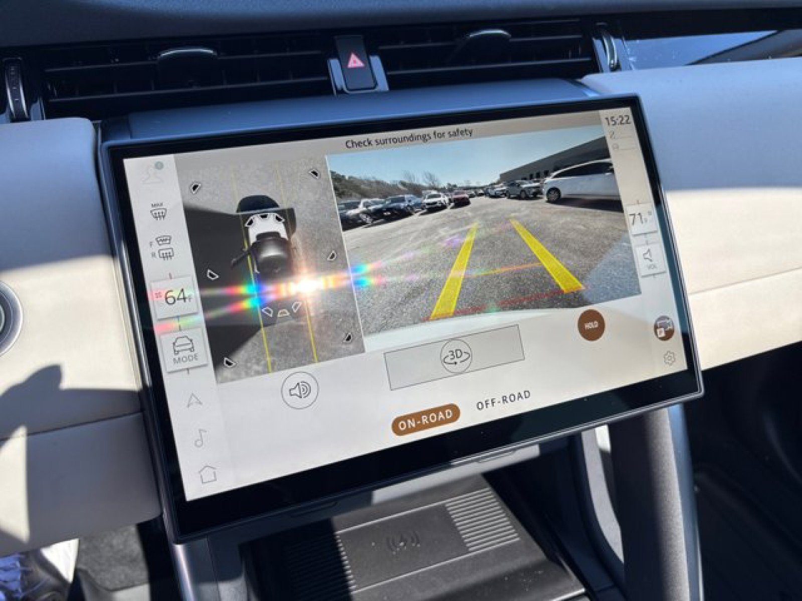 Used 2025 Land Rover Discovery Sport S image 17