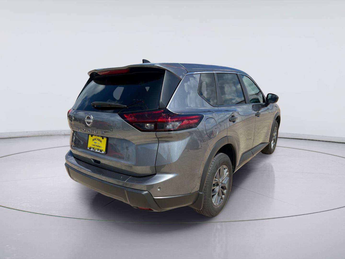 Used 2025 Nissan Rogue S FWD image 3