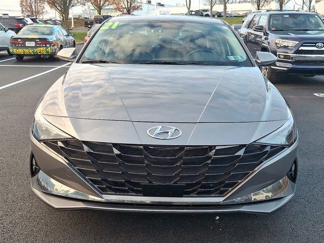 Used 2021 Hyundai Elantra Limited image 2