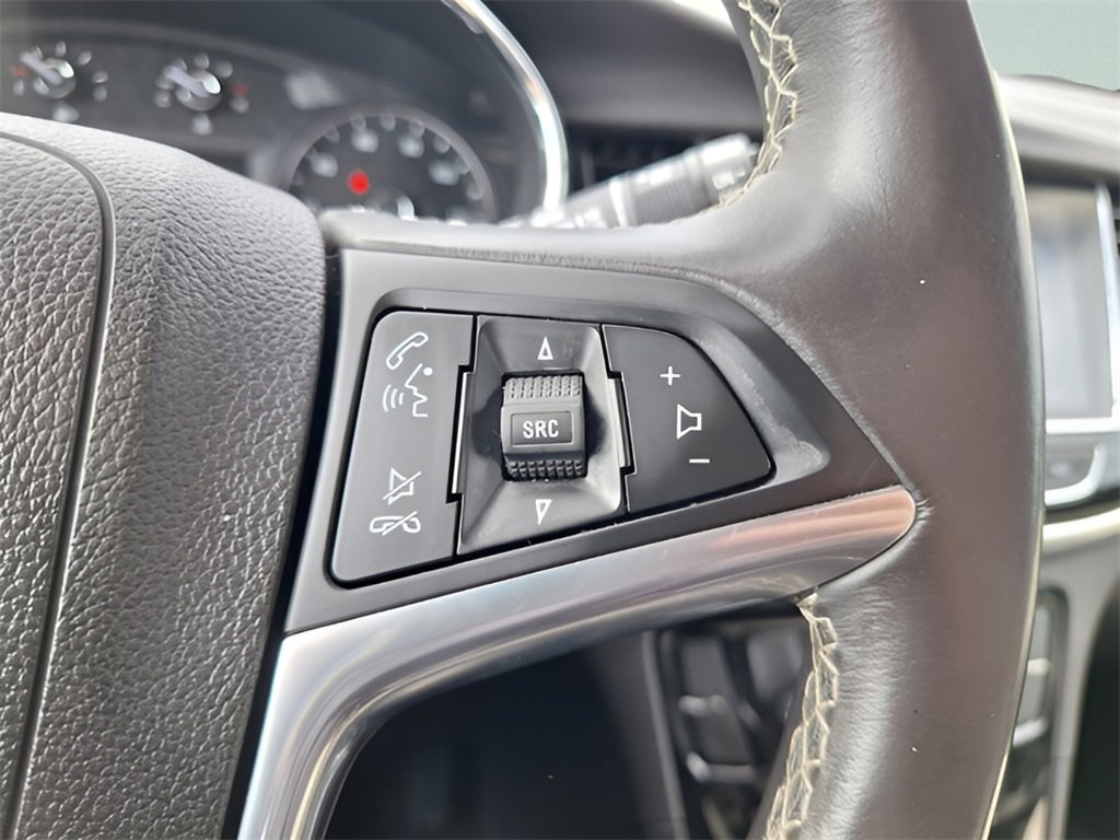 Used 2020 Buick Encore Preferred image 17