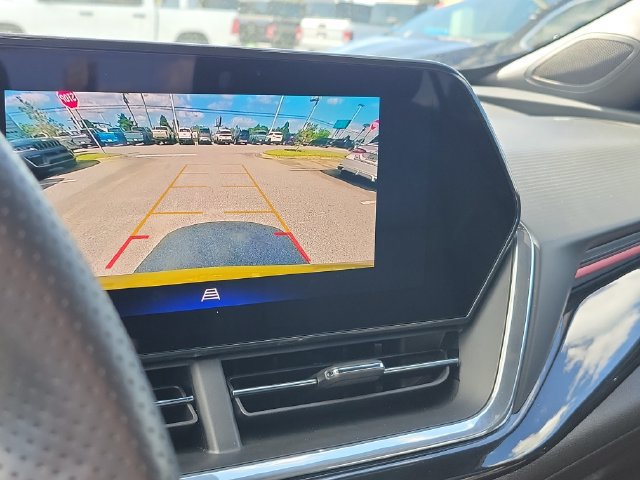 Used 2025 Chevrolet Trax RS FWD image 31