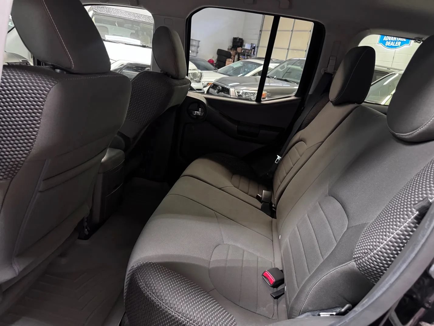 Used 2013 Nissan Xterra PRO-4X AWD/4WD image 14