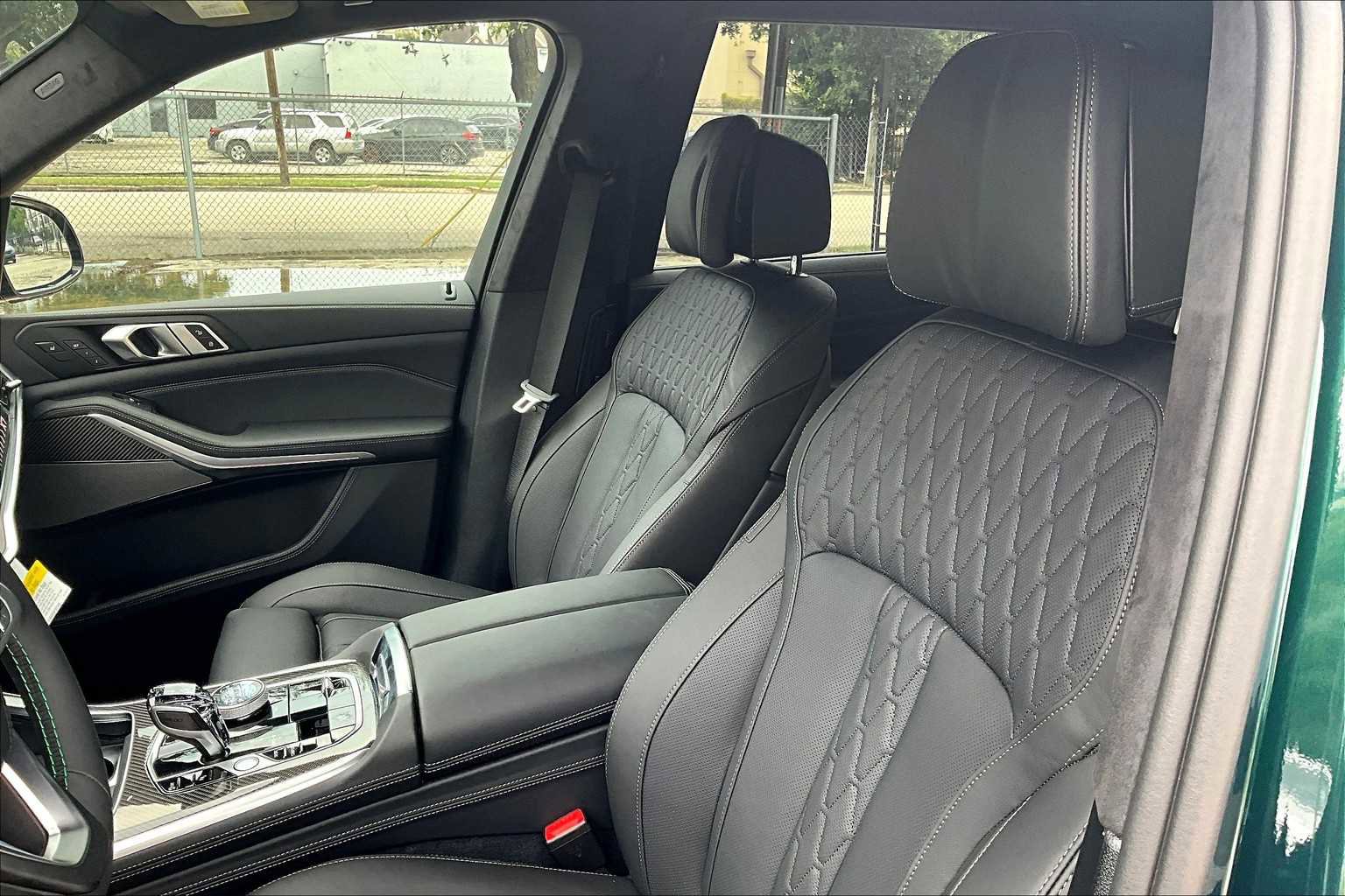 New 2026 BMW ALPINA XB7 image 18