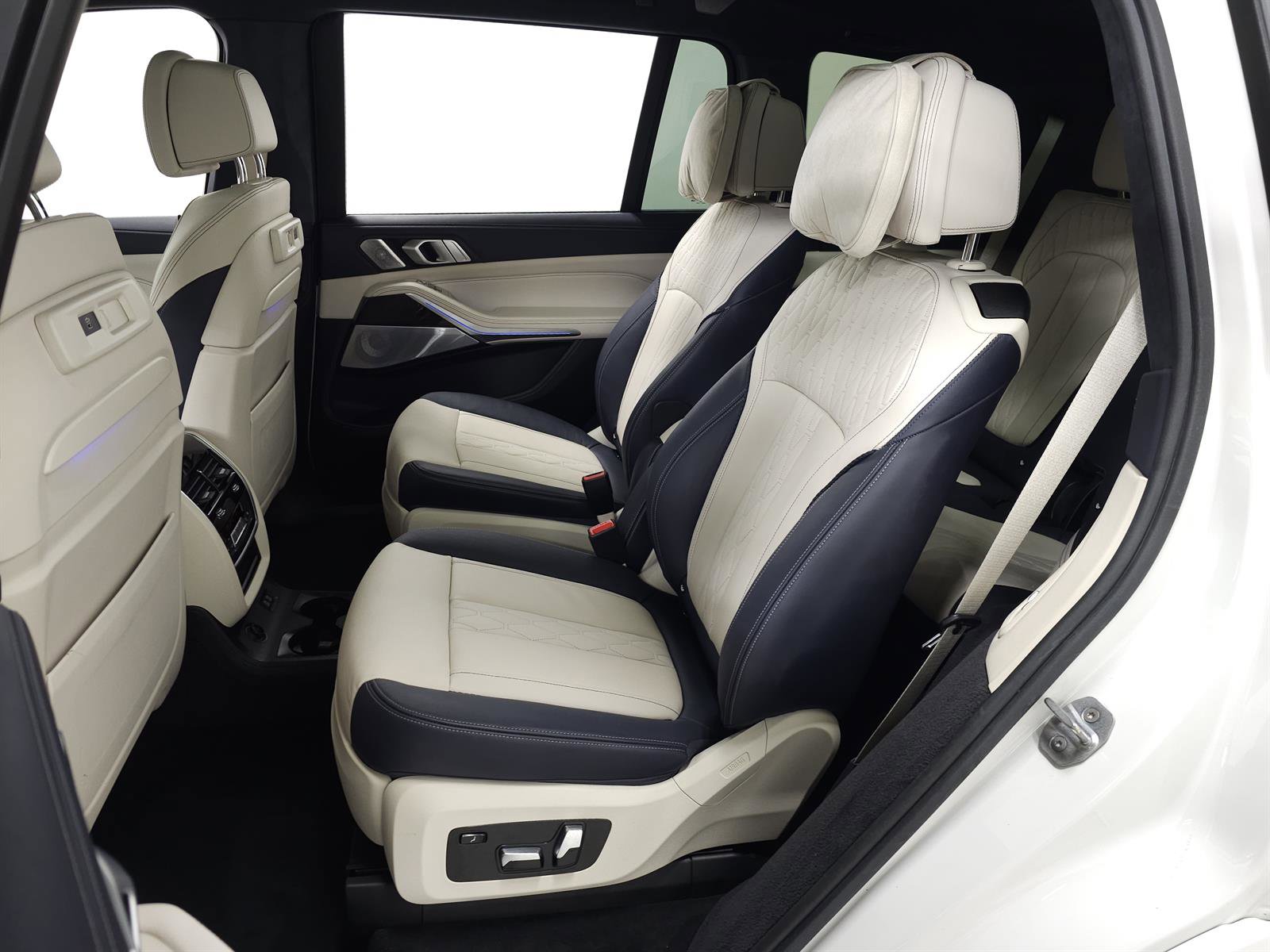 Used 2019 BMW X7 xDrive40i w/ Premium Package image 39
