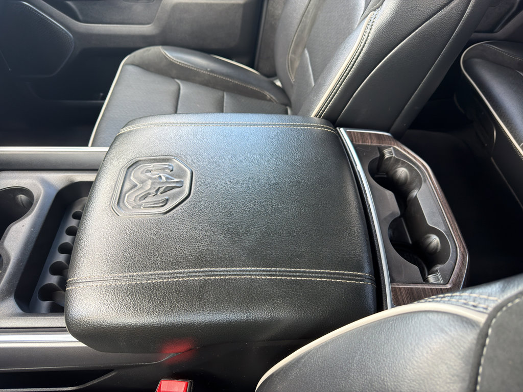 Used 2025 RAM 1500 Laramie AWD/4WD image 34