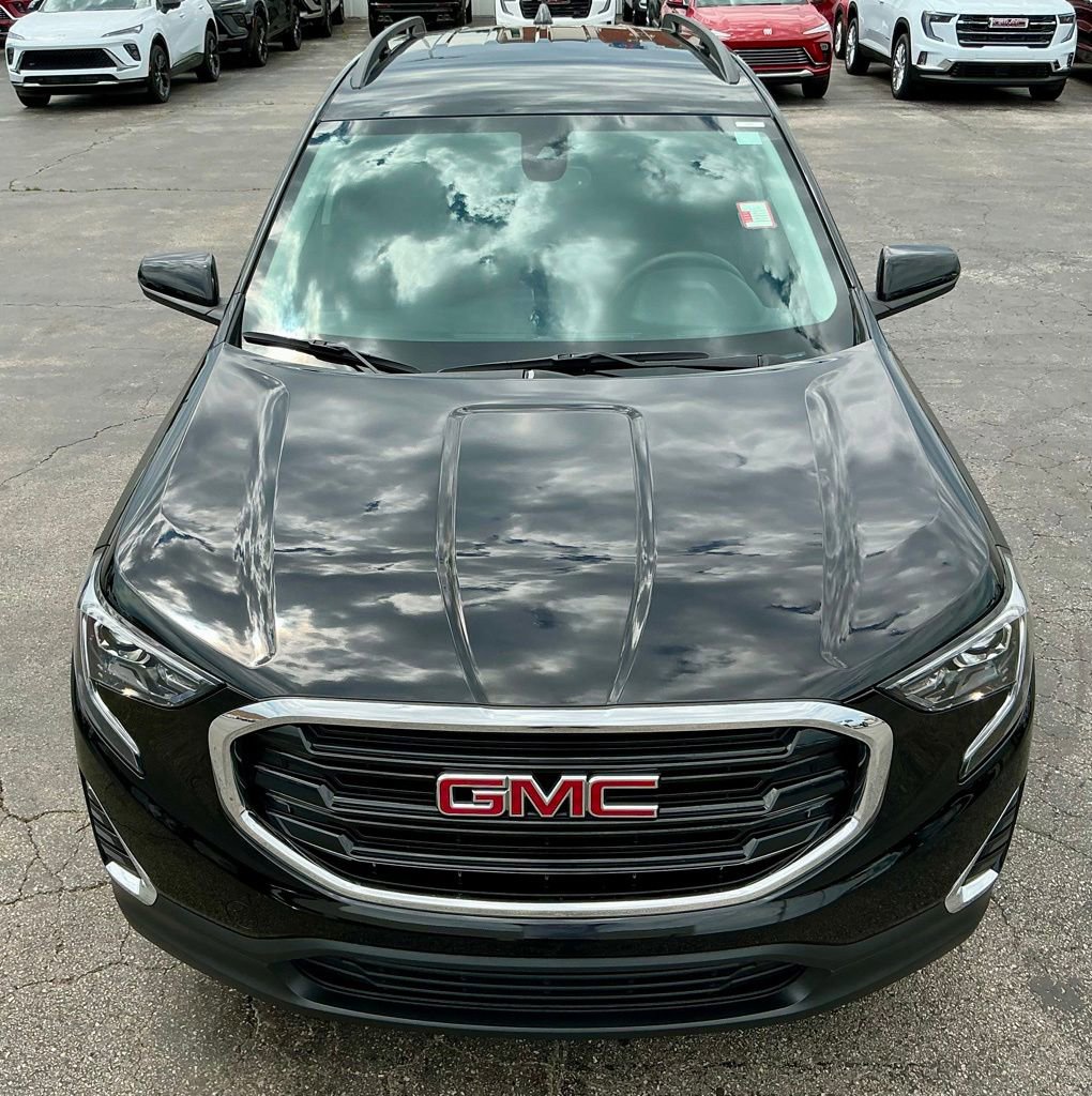 Used 2021 GMC Terrain SLE w/ Driver Convenience Package FWD image 11