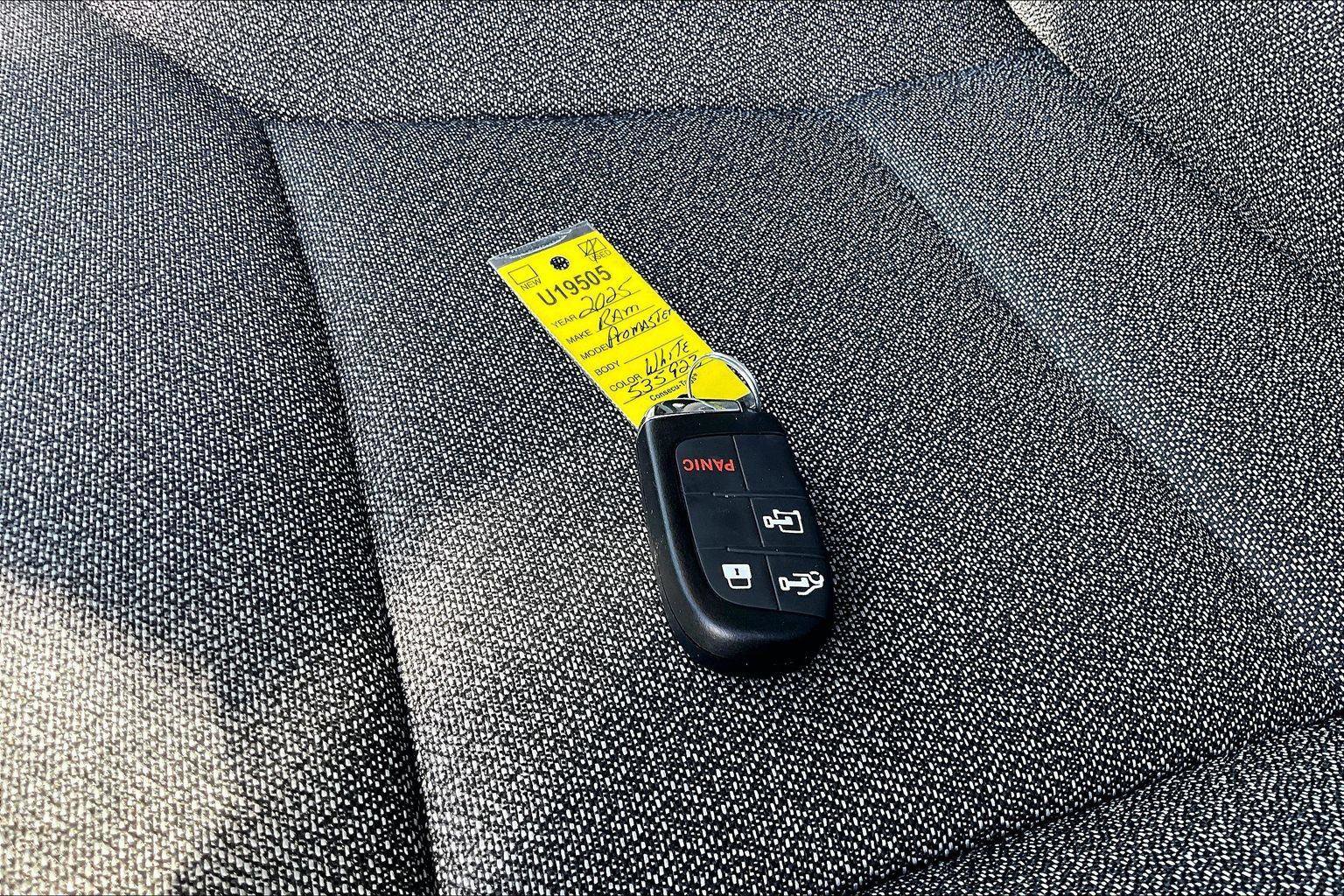 Used 2025 RAM ProMaster 2500 w/ Convenience Group image 12