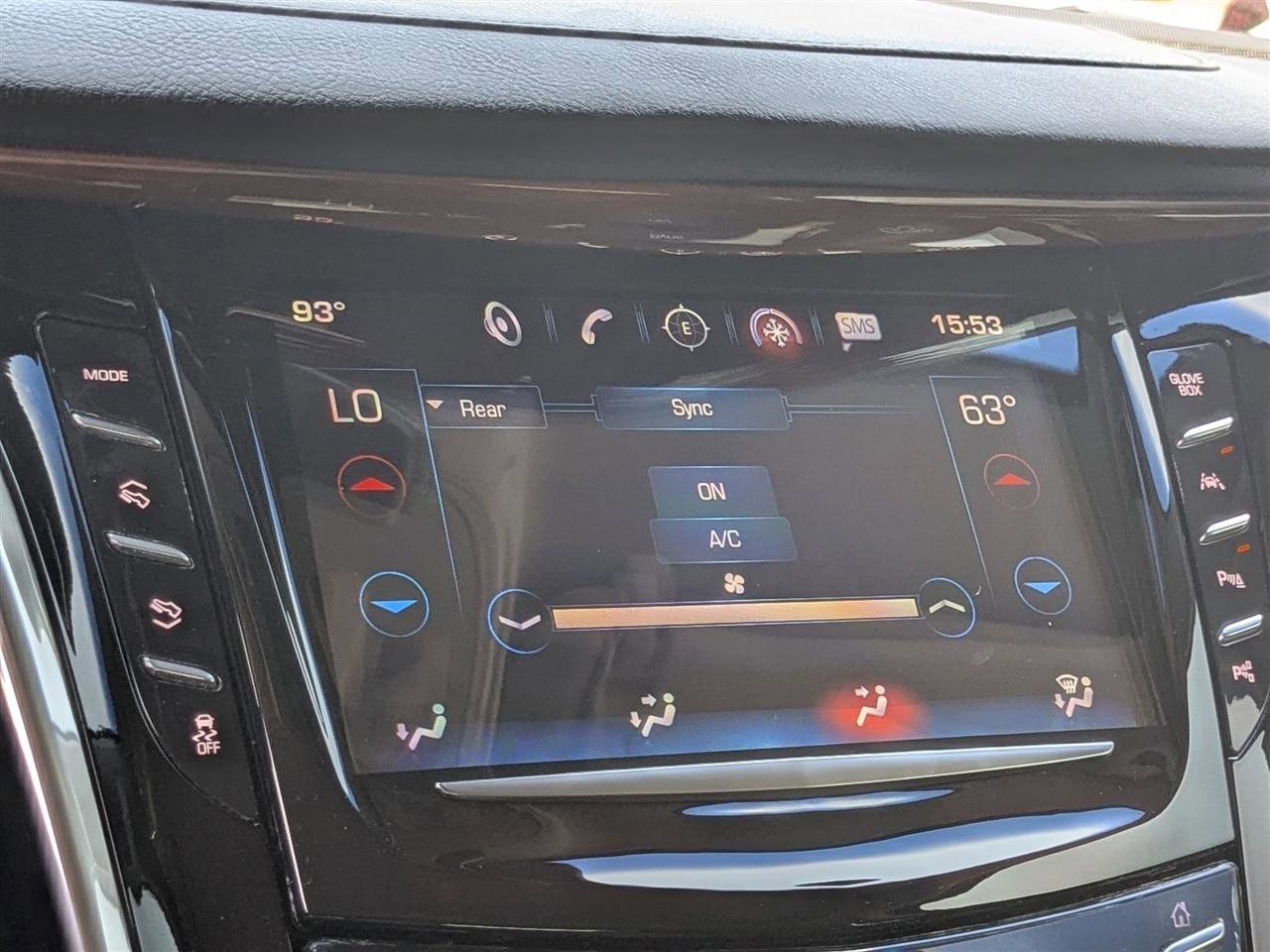 Used 2017 Cadillac Escalade Luxury AWD/4WD image 23