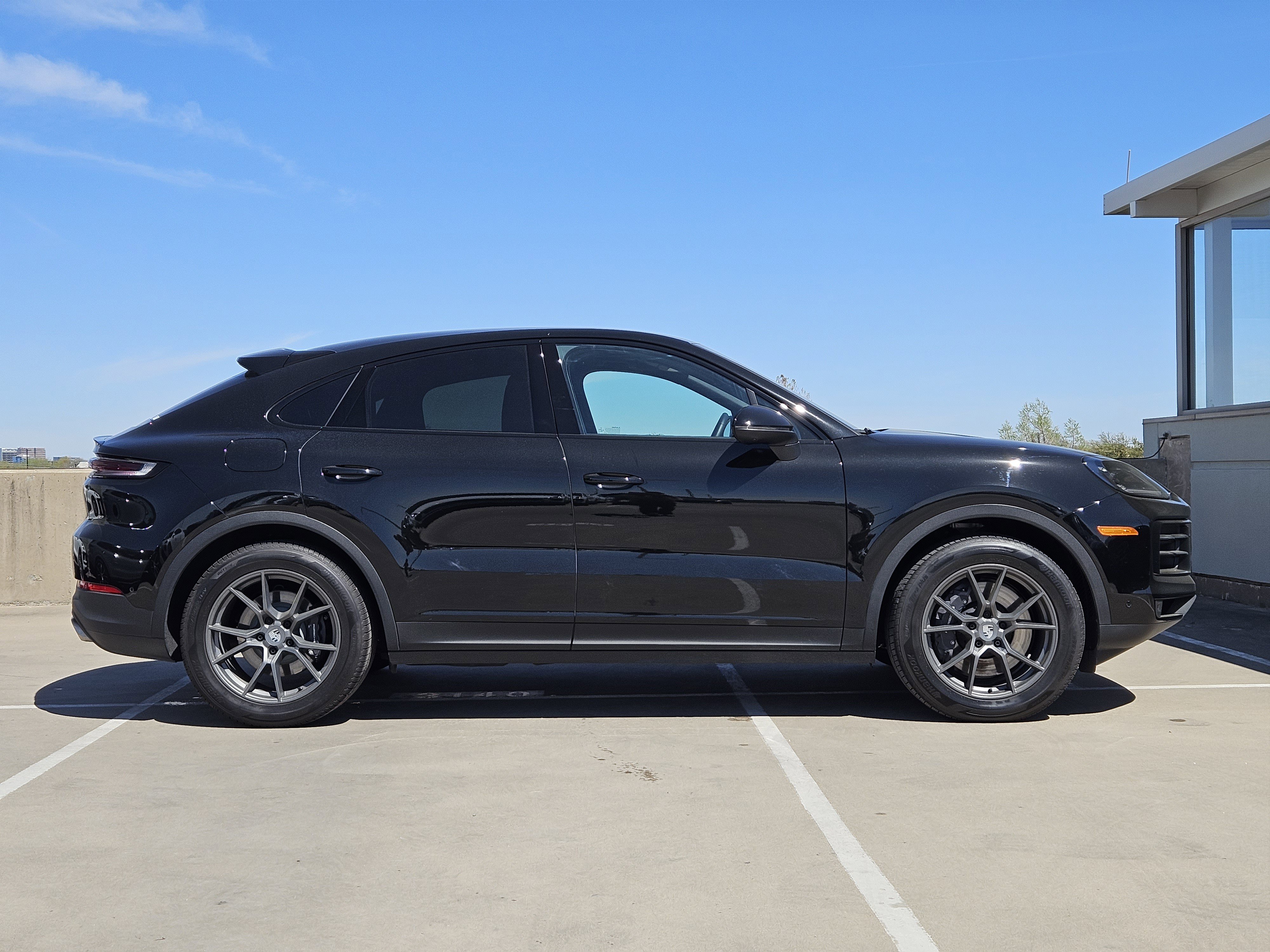 Used 2026 Porsche Cayenne image 9