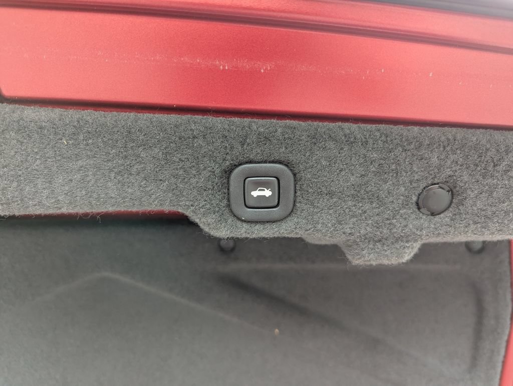 Used 2004 Cadillac XLR RWD image 38