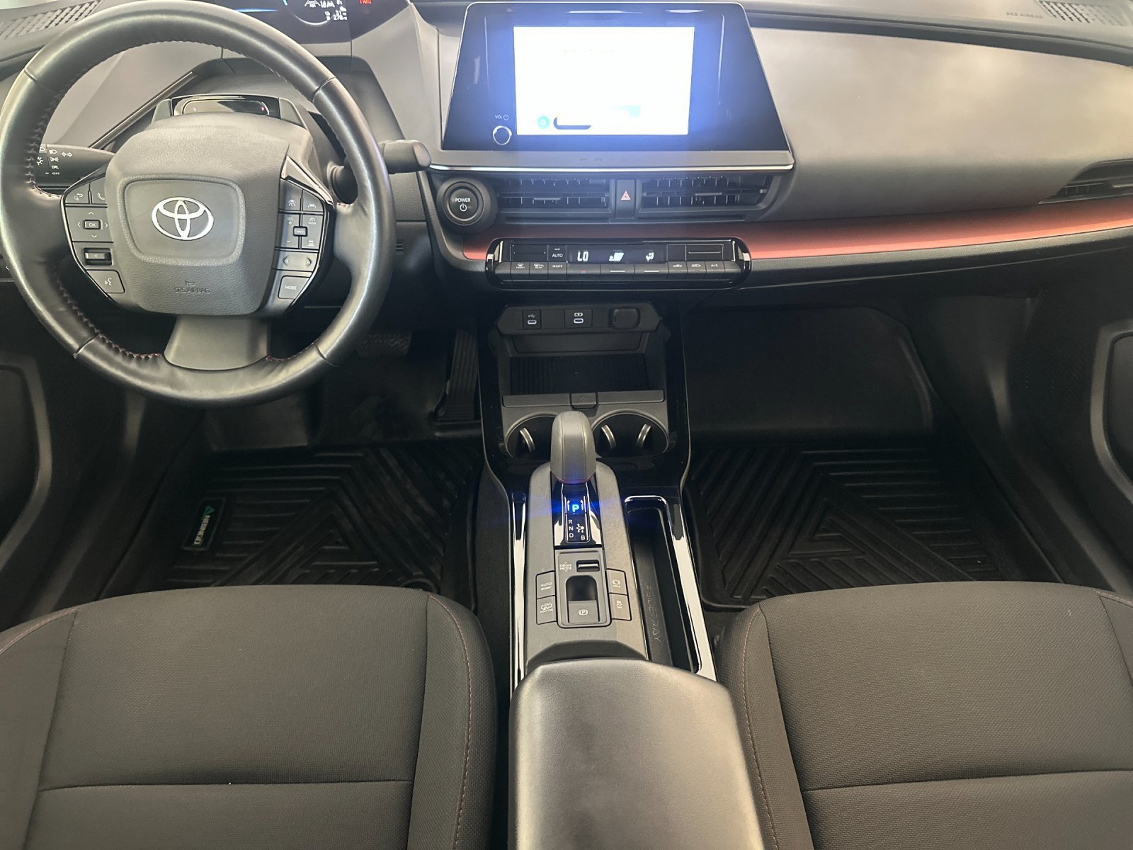 Used 2023 Toyota Prius Prime FWD image 13