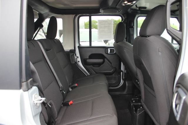 Used 2023 Jeep Wrangler Unlimited Sport AWD/4WD image 27