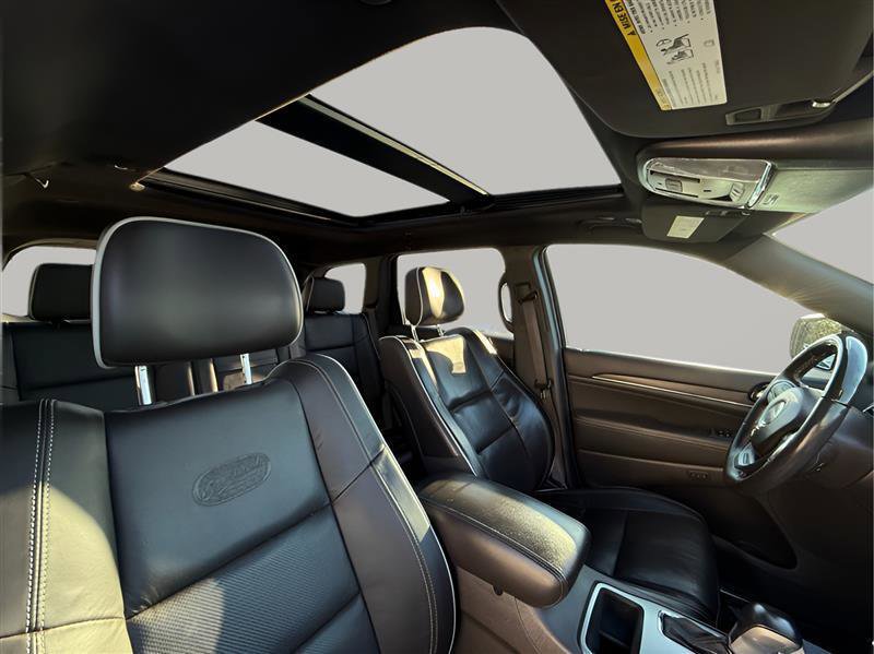 Used 2019 Jeep Grand Cherokee Overland RWD image 23