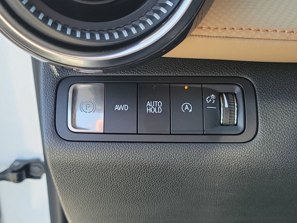 Used 2025 Chevrolet Equinox ACTIV w/ Convenience Package III image 23