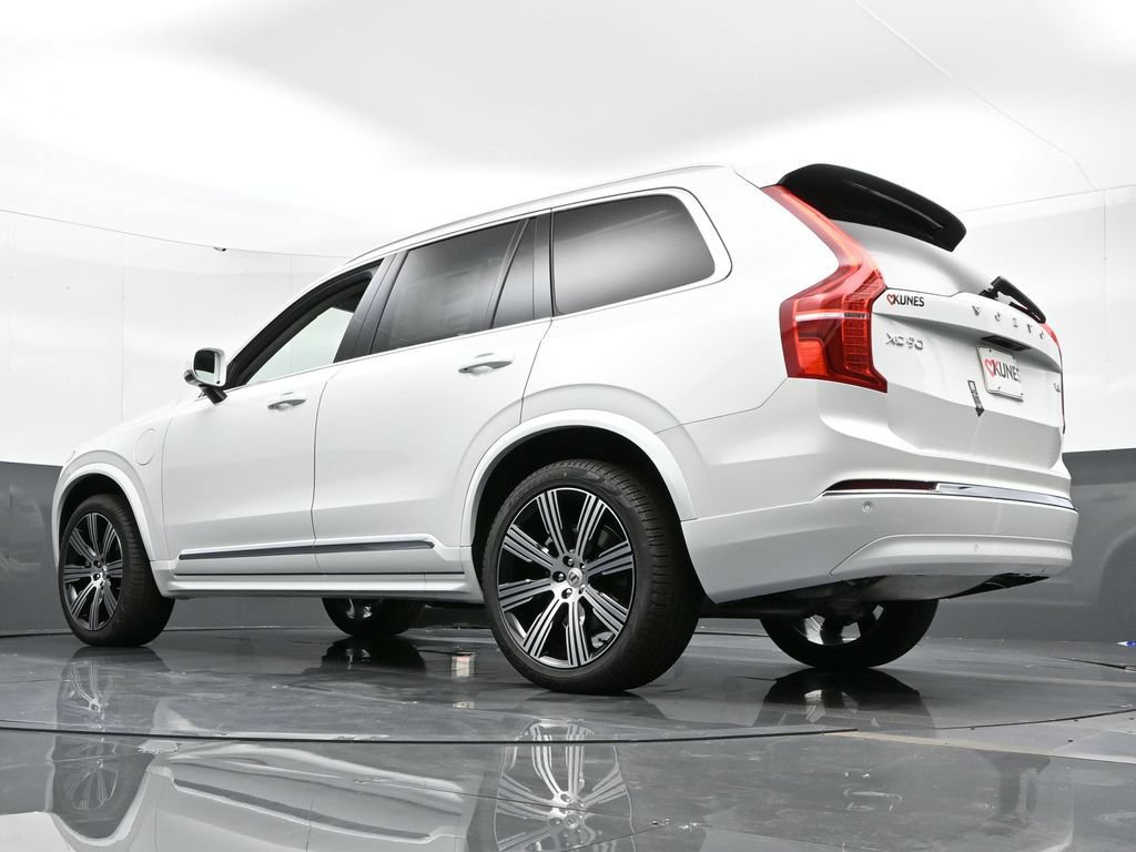 New 2025 Volvo XC90 T8 Core w/ Protection Package Premier AWD/4WD image 47