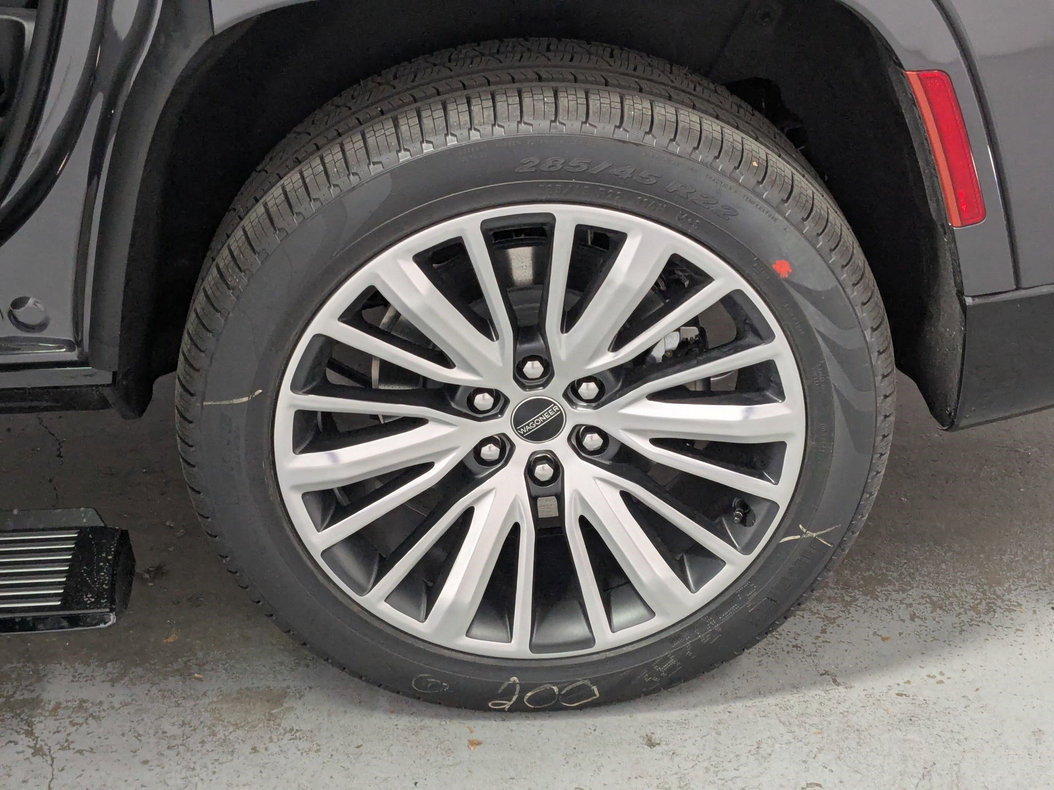 New 2025 Jeep Wagoneer Series II image 18