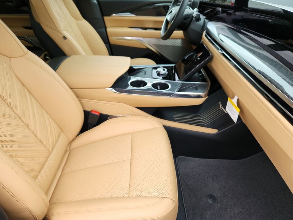 New 2025 Cadillac Escalade IQ Luxury 2 w/ LPO, Radiant Package AWD/4WD image 9