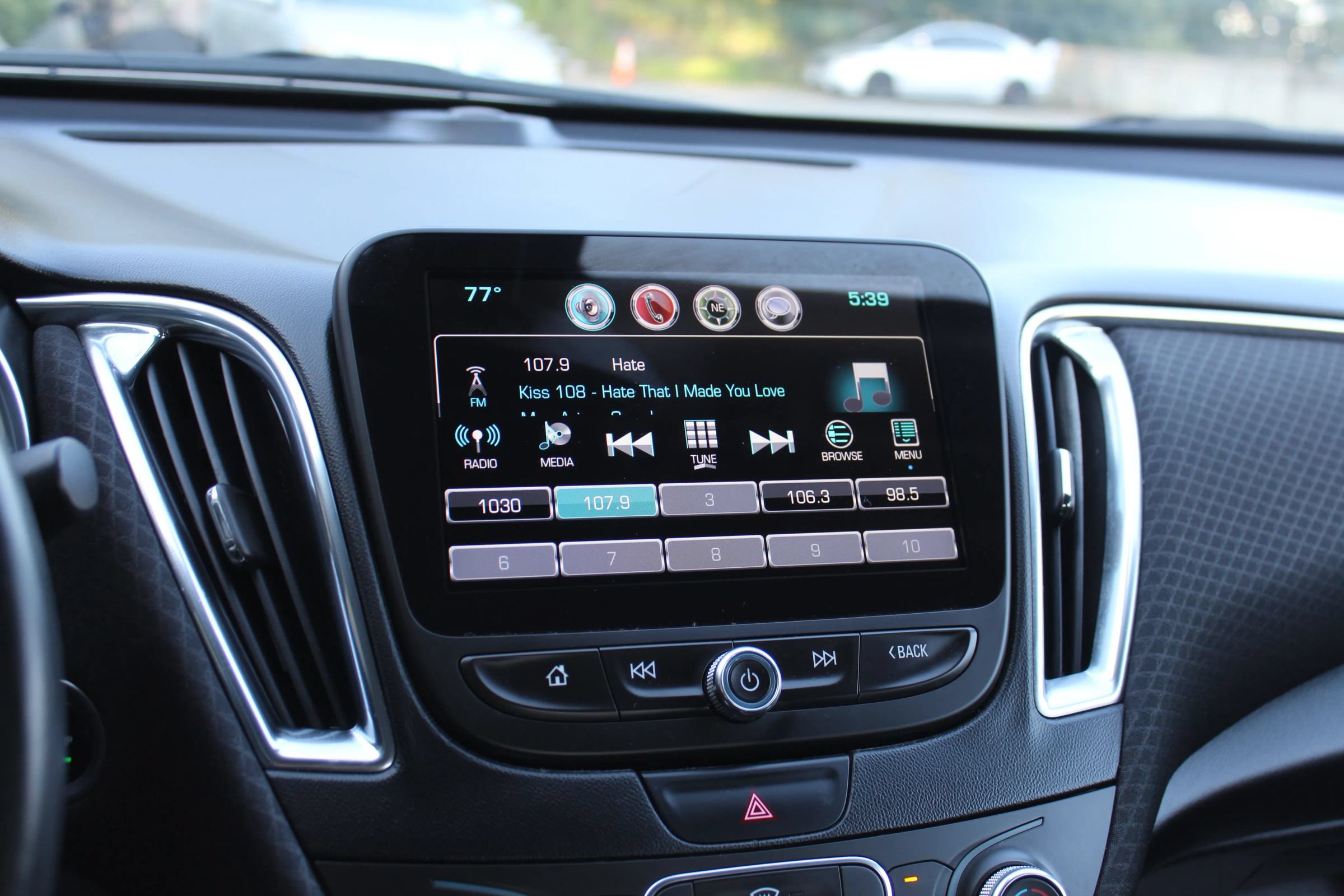 Used 2016 Chevrolet Malibu LT FWD image 32