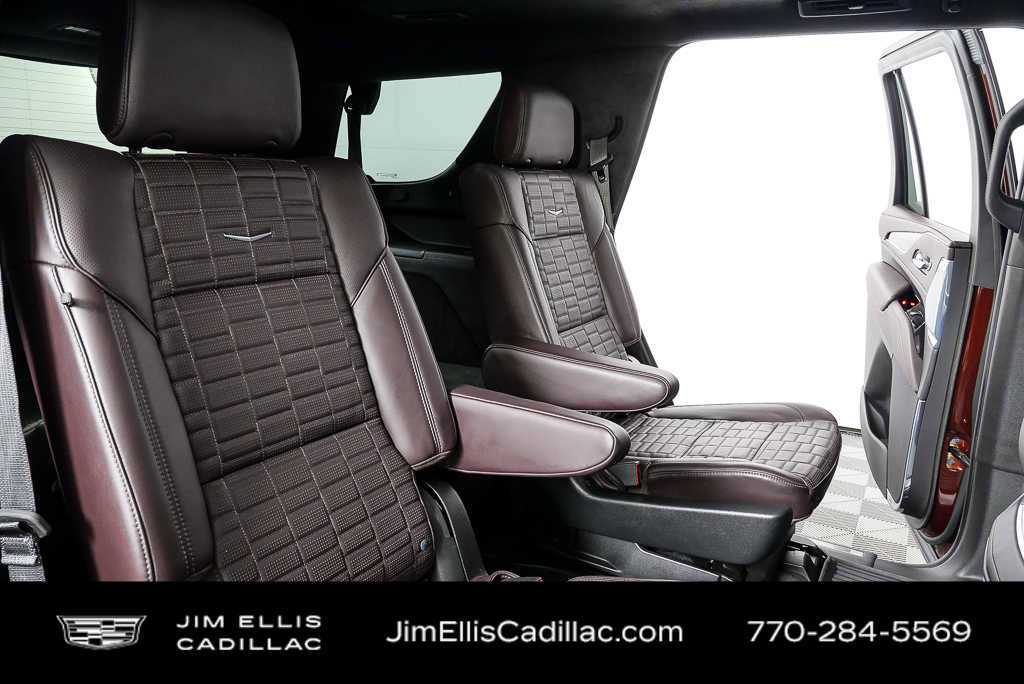 Used 2023 Cadillac Escalade Sport Platinum w/ LPO, ONYX Package image 23