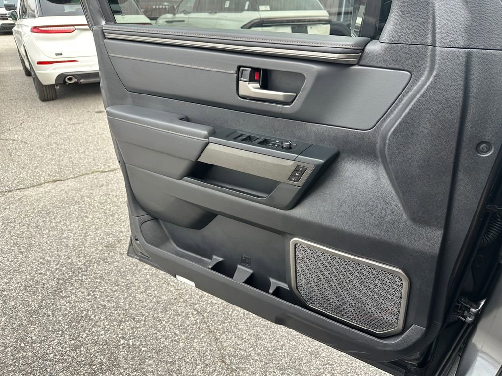 Used 2026 Toyota Sequoia Capstone AWD/4WD image 25