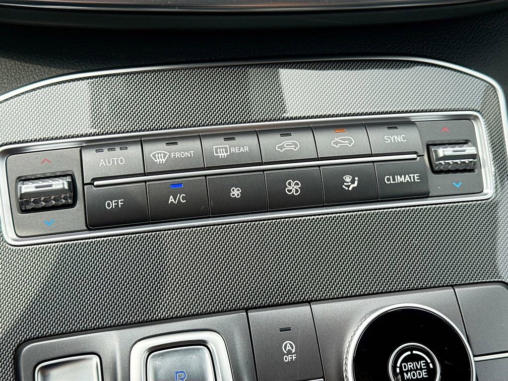Used 2022 Hyundai Santa Fe SEL w/ Convenience Package FWD image 19