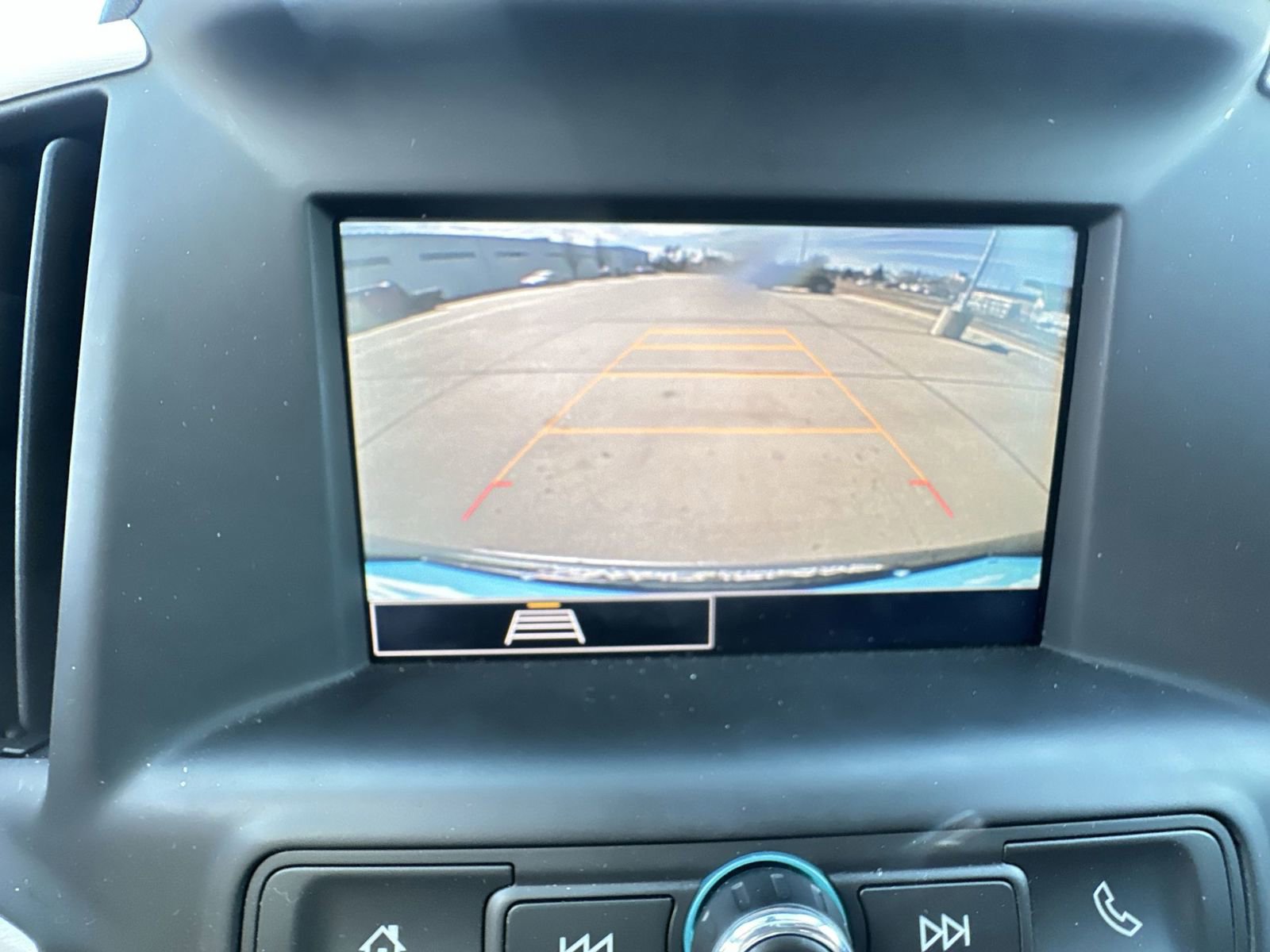 Used 2023 GMC Terrain SLE w/ Driver Convenience Package FWD image 14