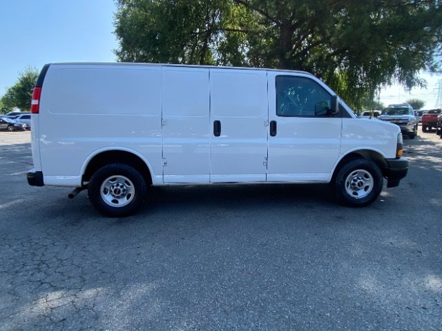 Used 2021 GMC Savana 2500 image 8