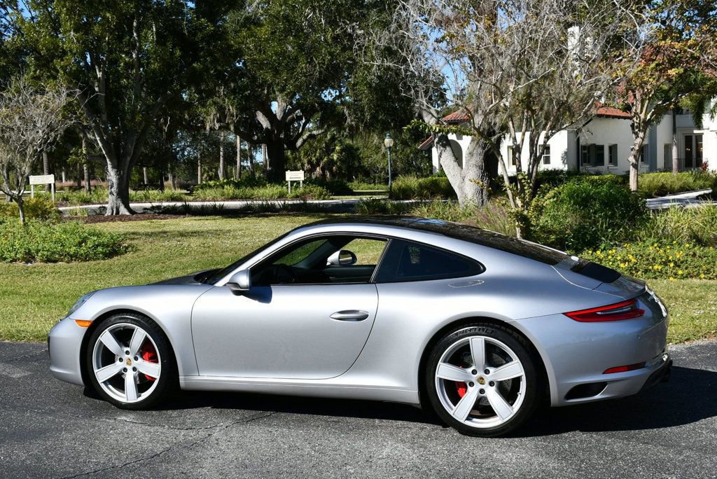 Used 2017 Porsche 911 Carrera image 4