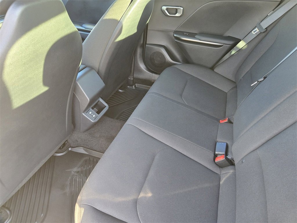 New 2026 Kia K4 LXS image 35