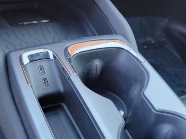 New 2025 Chevrolet Equinox EV RS image 30