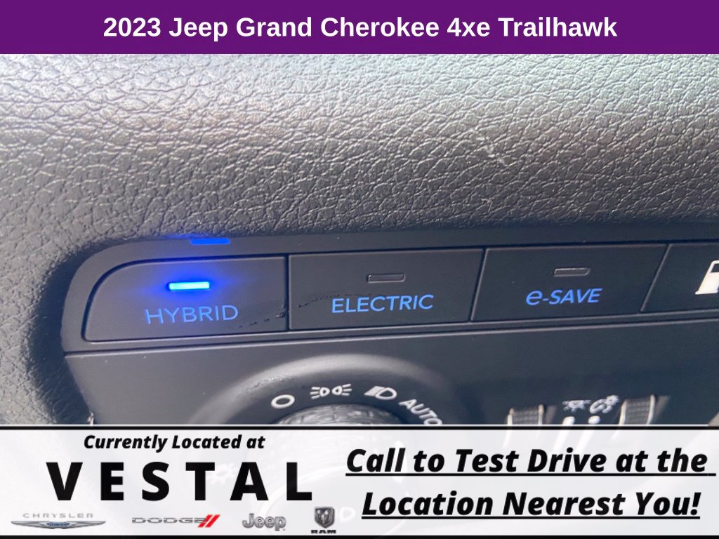 New 2023 Jeep Grand Cherokee Trailhawk AWD/4WD image 22