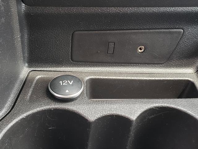 Used 2015 Ford Transit 350 T-350 148 Low Rf 9500 GVWR Sw image 24