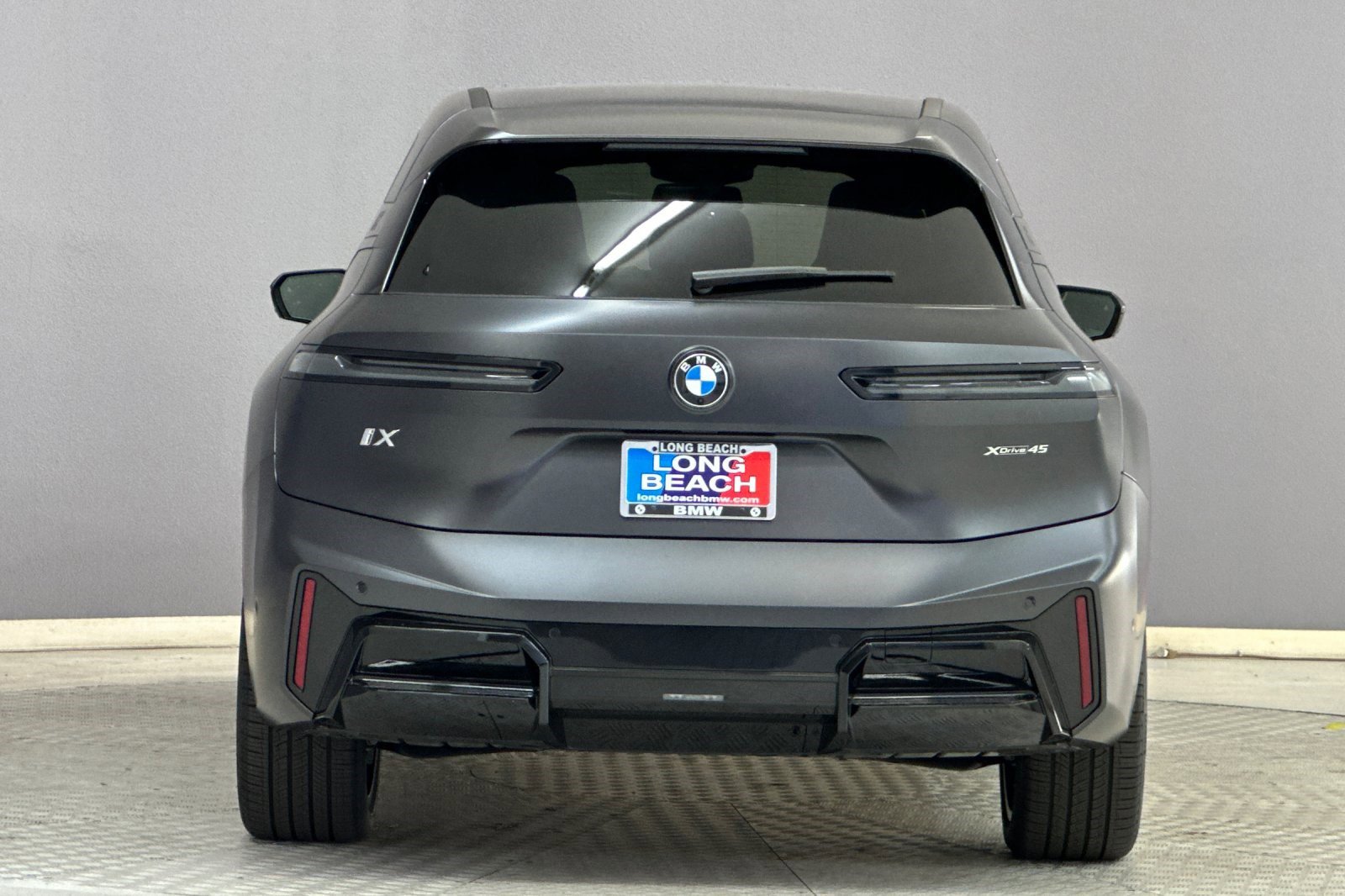 New 2026 BMW iX xDrive45 w/ M Sport Package image 9