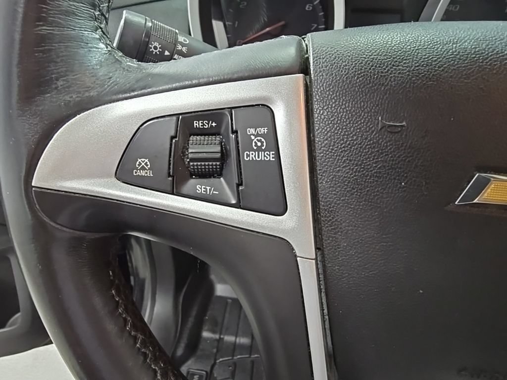 Used 2017 Chevrolet Equinox LT AWD/4WD image 38
