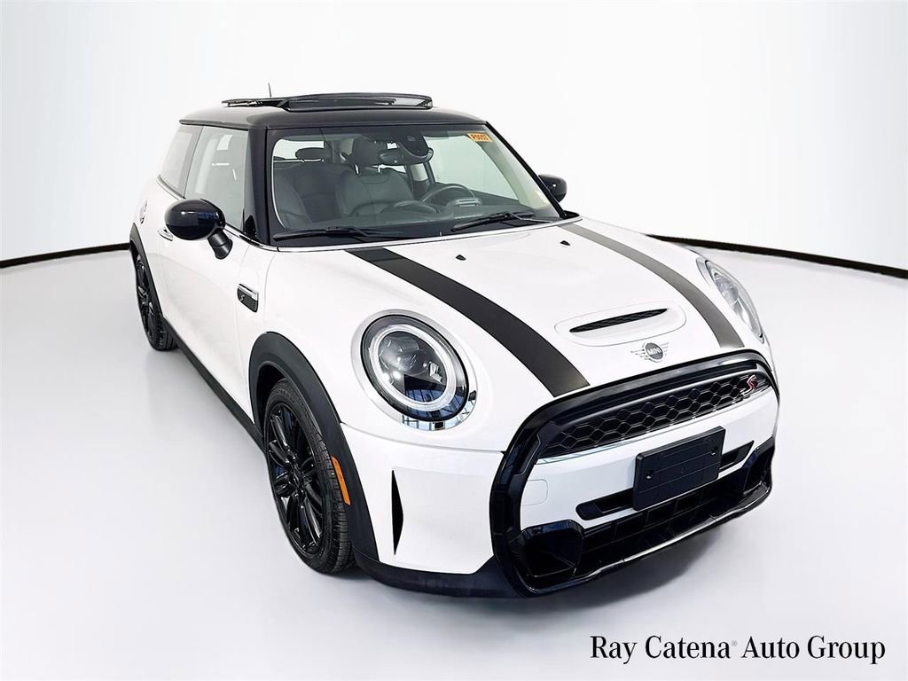 Used 2023 MINI Cooper S FWD image 1