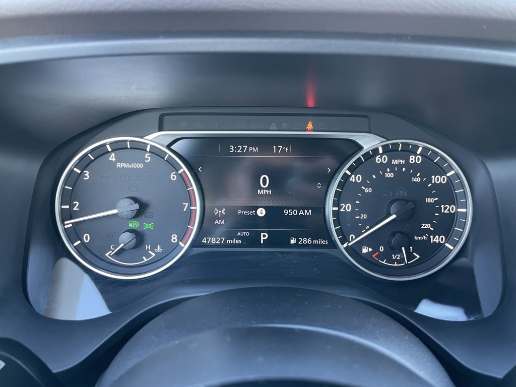 Used 2023 Nissan Rogue SV image 9