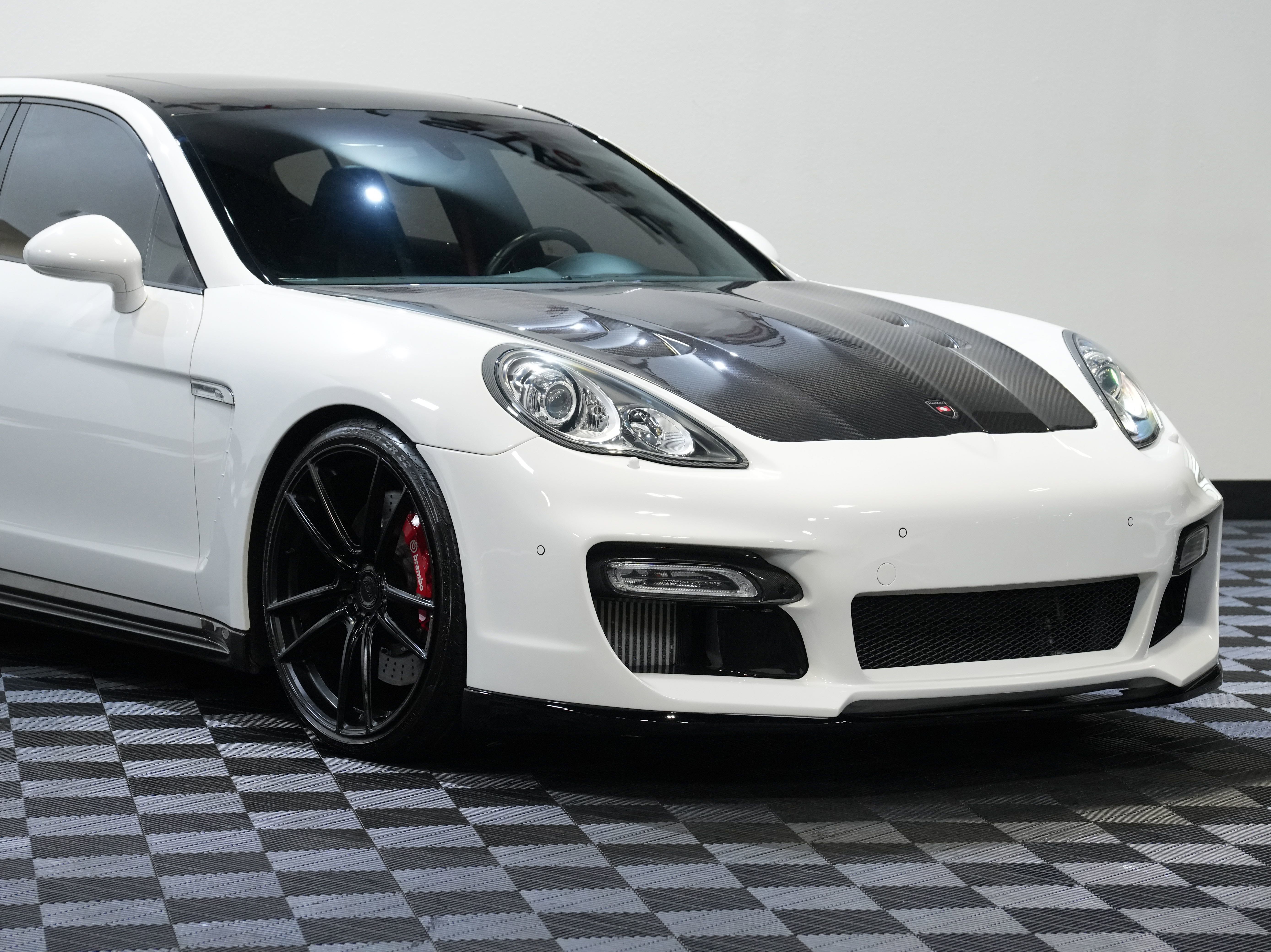 Used 2012 Porsche Panamera AWD/4WD image 9
