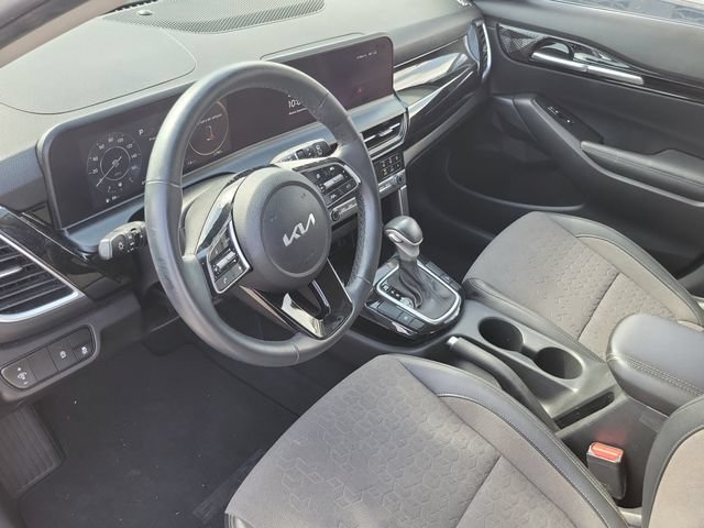 Used 2024 Kia Seltos S FWD image 17
