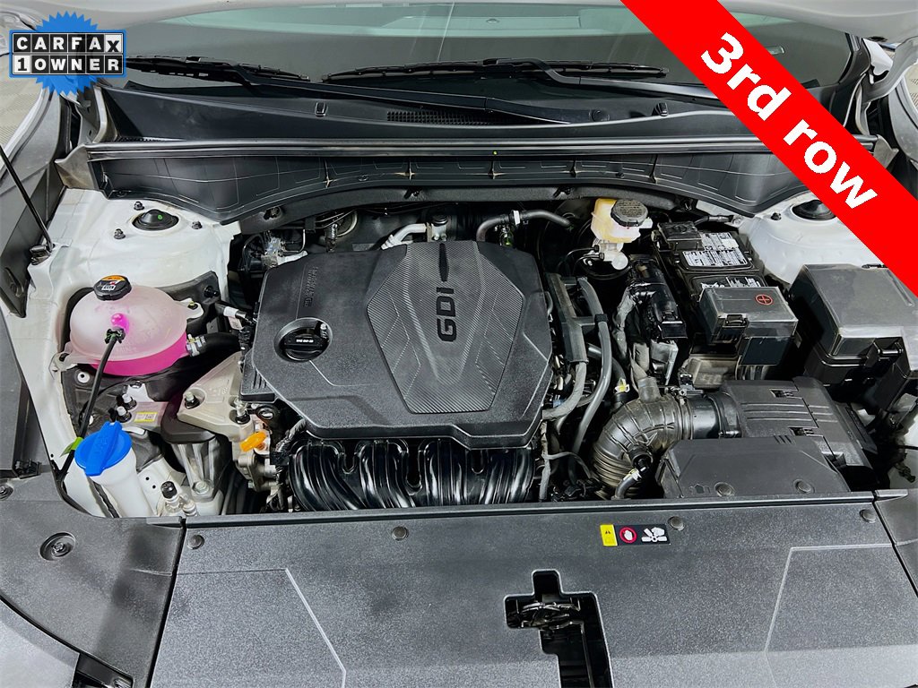 Certified 2025 Kia Sorento LX image 29