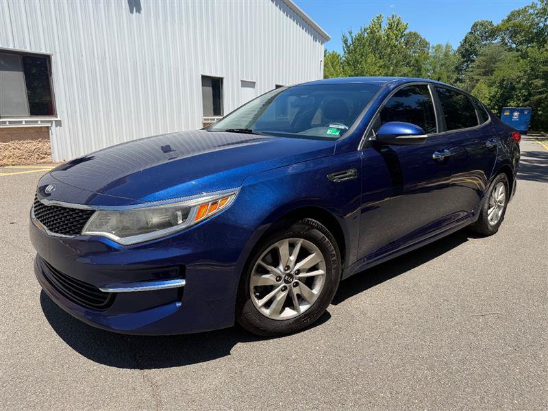 Used 2018 Kia Optima LX FWD image 1