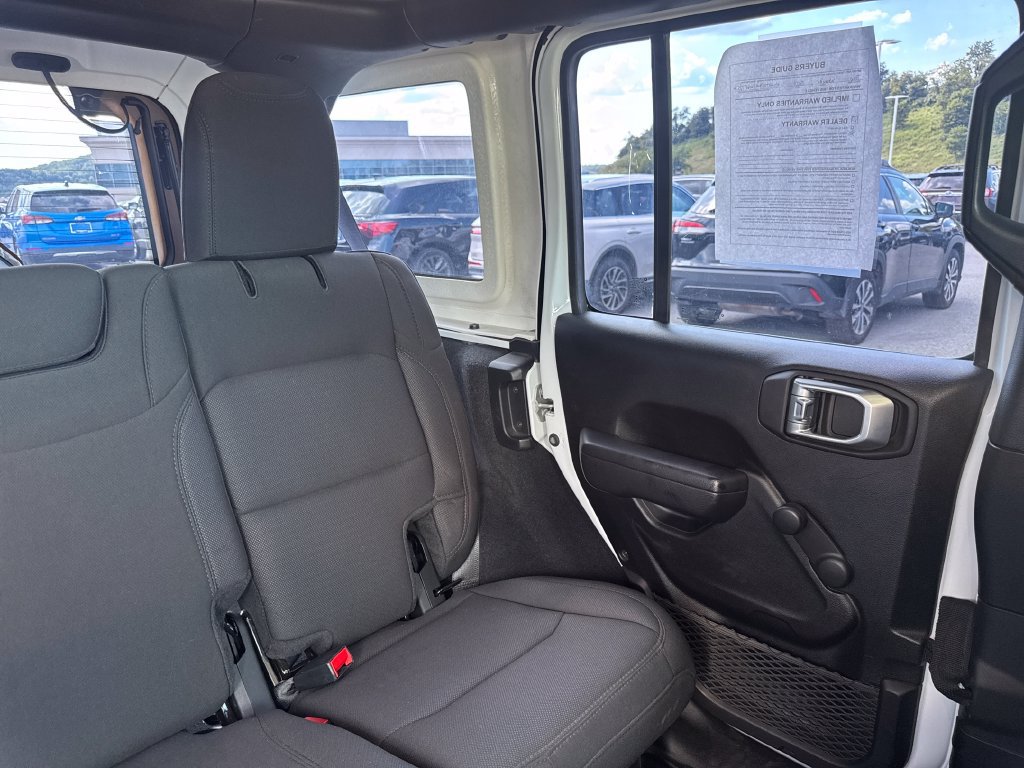 Used 2023 Jeep Wrangler Unlimited Sport AWD/4WD image 14