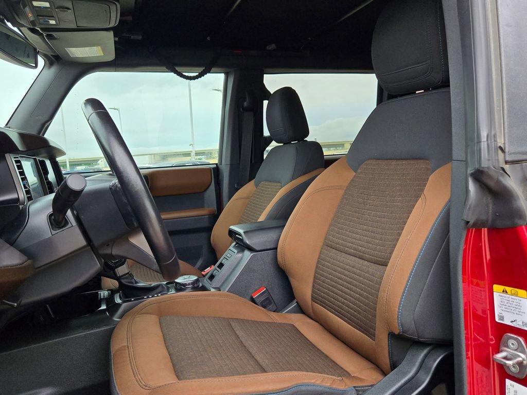 Used 2021 Ford Bronco Outer Banks AWD/4WD image 14