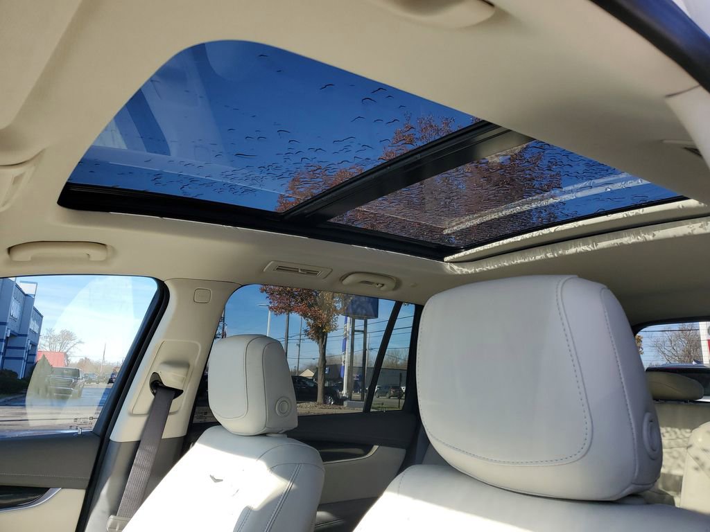 Certified 2024 Cadillac XT6 Premium Luxury w/ Technology Package image 6