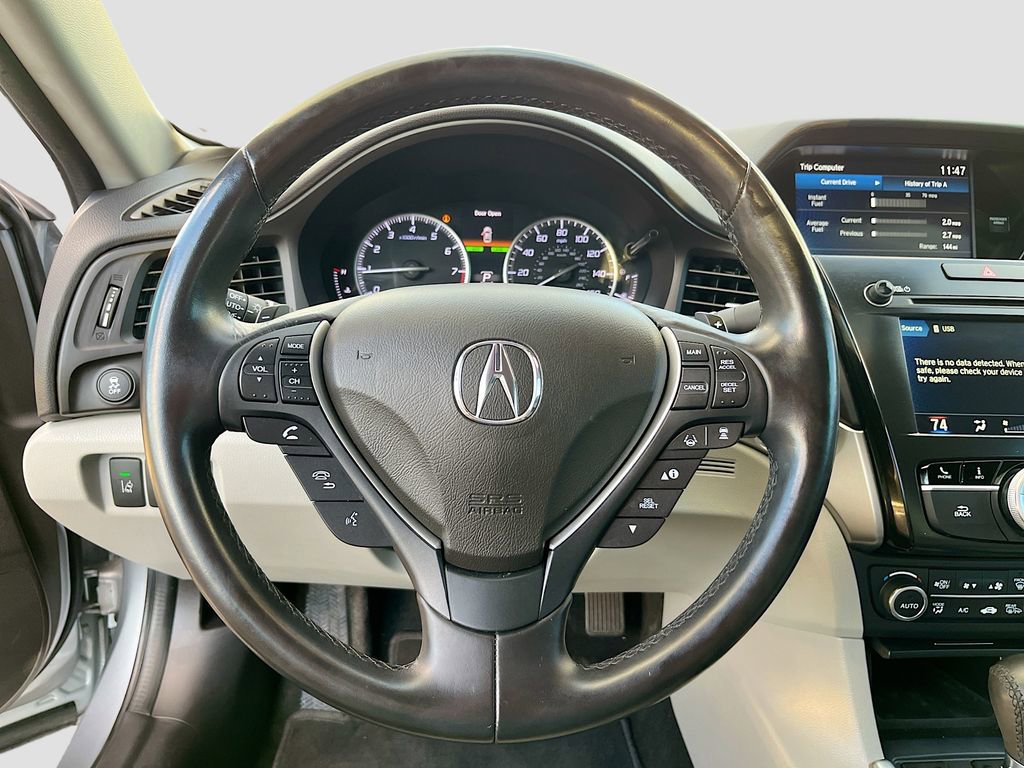 Used 2020 Acura ILX w/ Technology Package FWD image 11